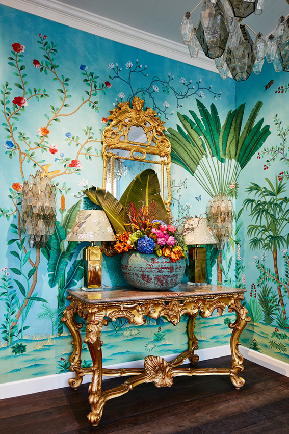 de Gournay installation, Medlin with Paint