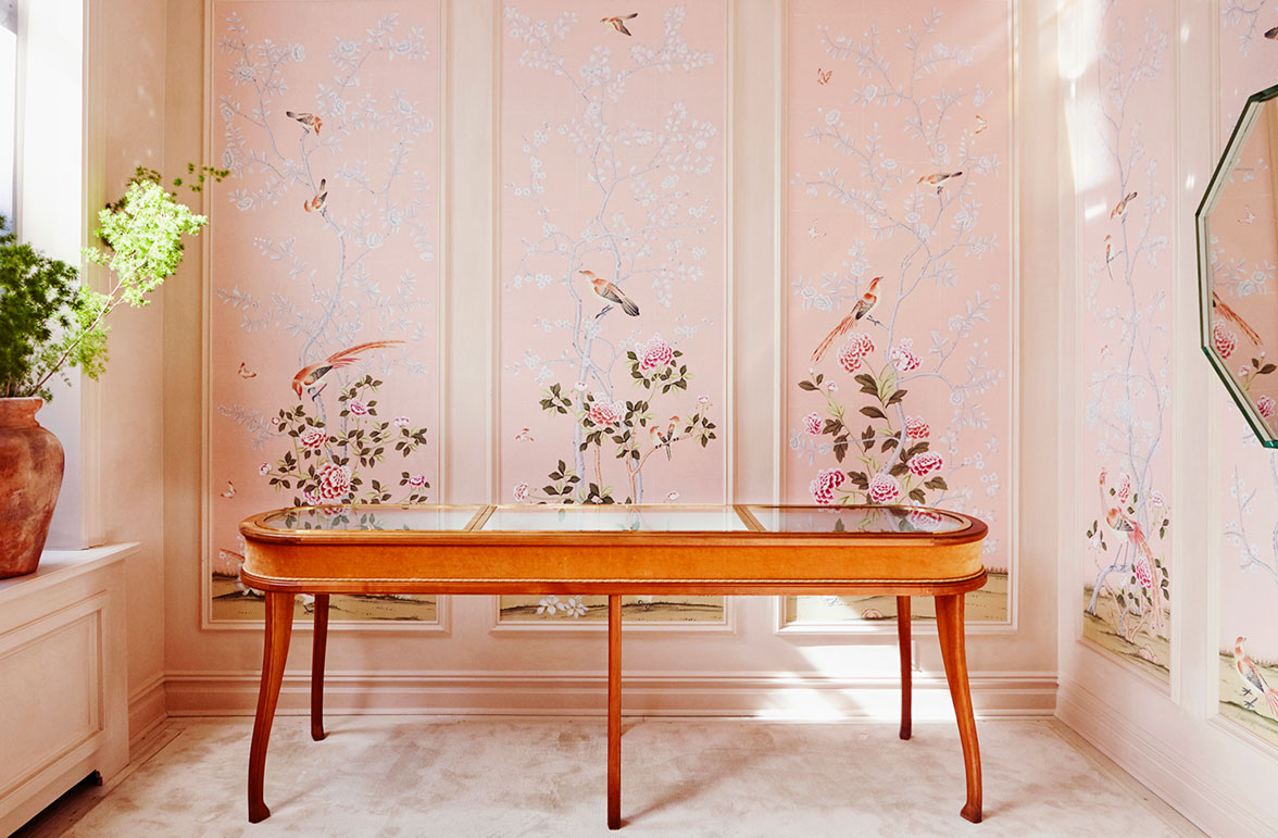 de Gournay, Earlham Chinoiserie, New York, hand painted silk wallpaper, Chinese-style decorations