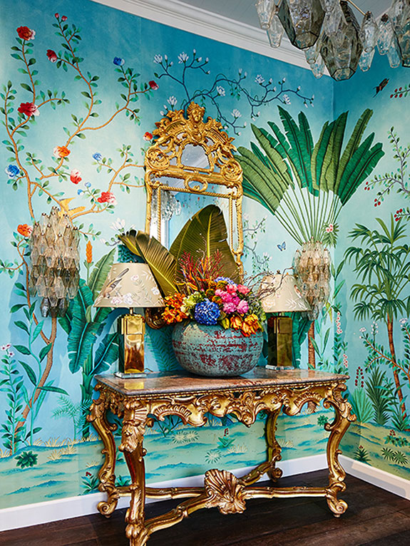 de Gournay Amazonia, San Francisco, Chinoiserie, Hand painted silk wallpaper, showroom