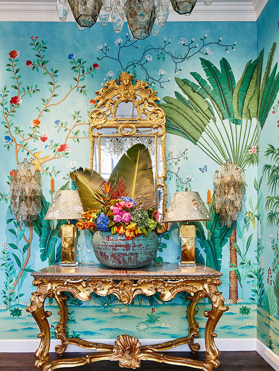 de Gournay Amazonia, San Francisco, Chinoiserie, Hand painted silk wallpaper, showroom