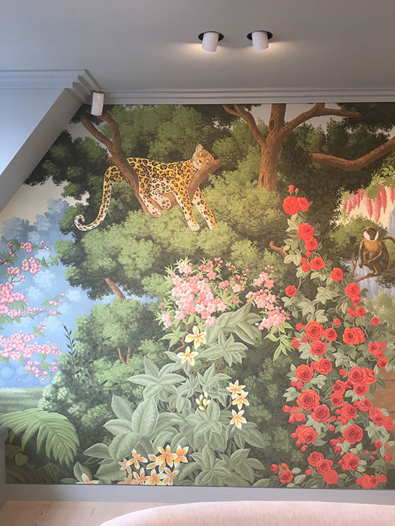 de Gournay Magical Menagerie, London, Paille scenic paper, hand painted wallpaper, bespoke