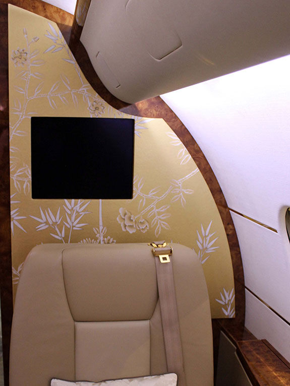 de Gournay Portobello, Private Jet, hand painted wallpaper, gilded paper